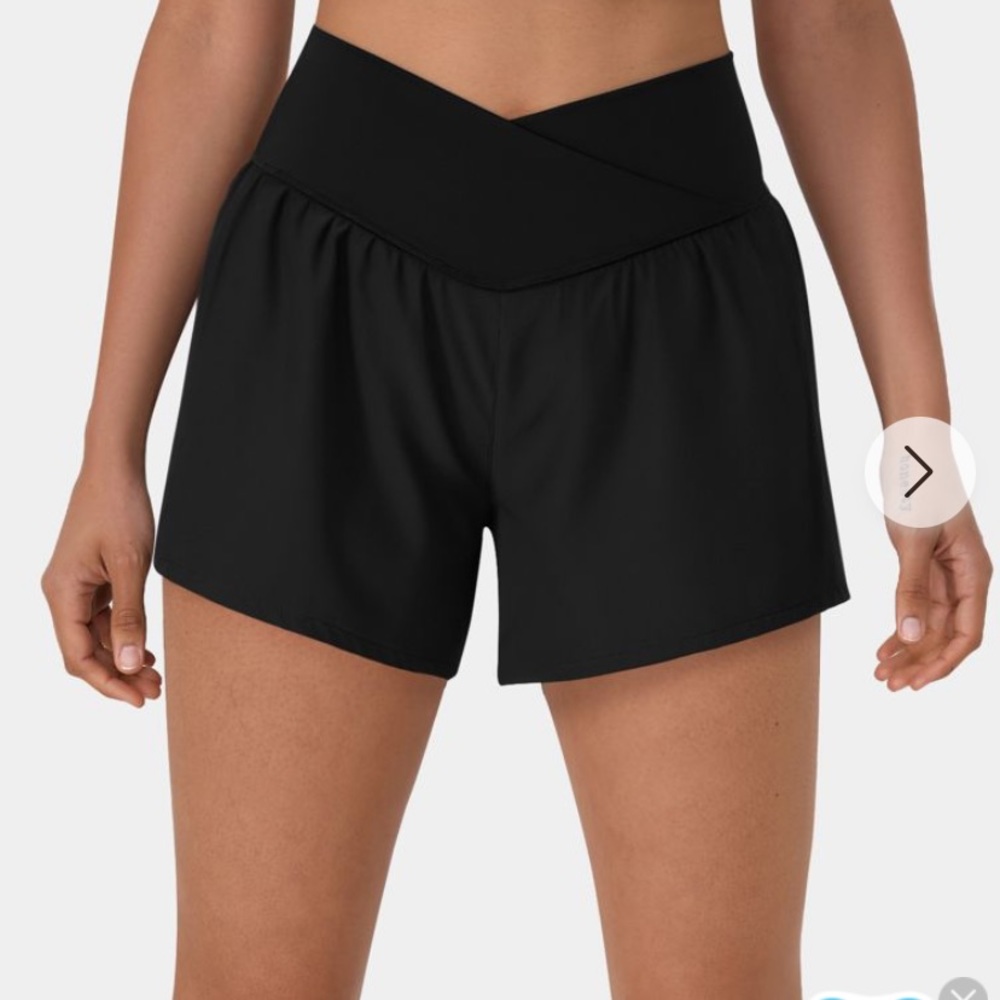 NEW Halara High-Waisted Crossover Shorts